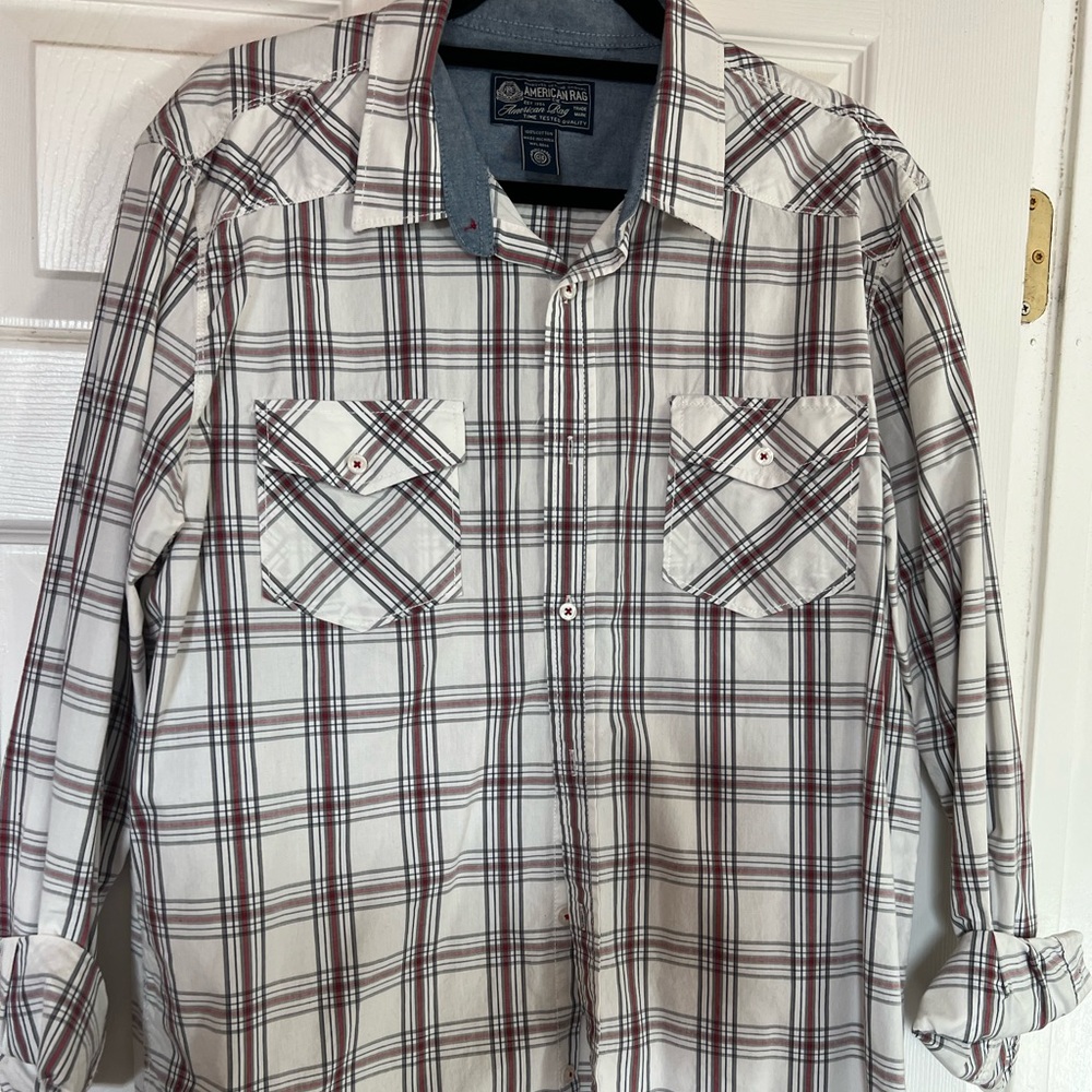American Rag mens plaid button up shirt